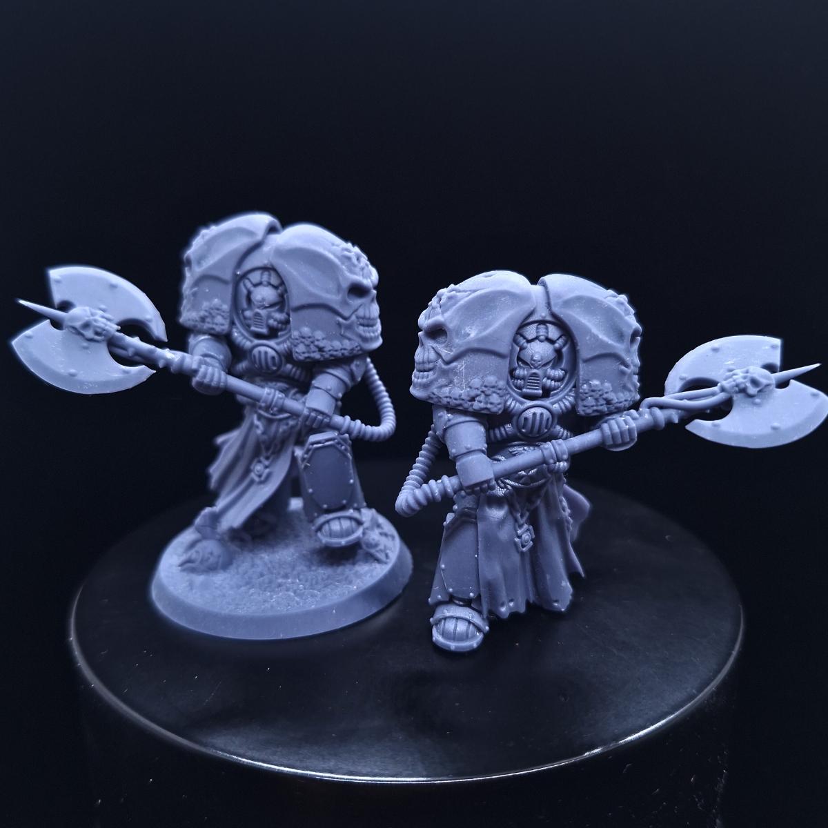 Seigneur Templier - Armure antique et hache énergétique - Grimdark Miniatures